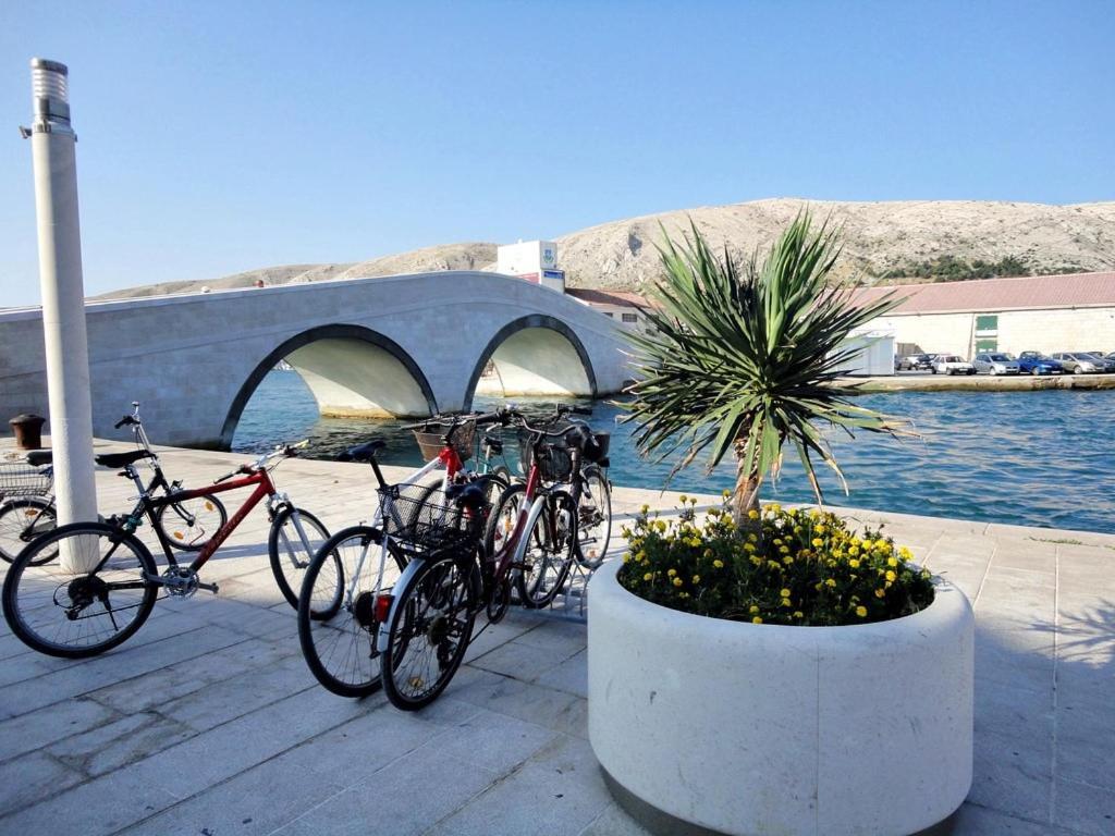 Villa Gabriel Pag Town Bagian luar foto